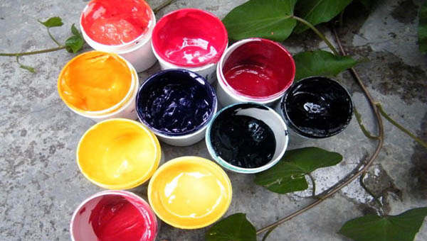 不同顏色的絲印油墨成品